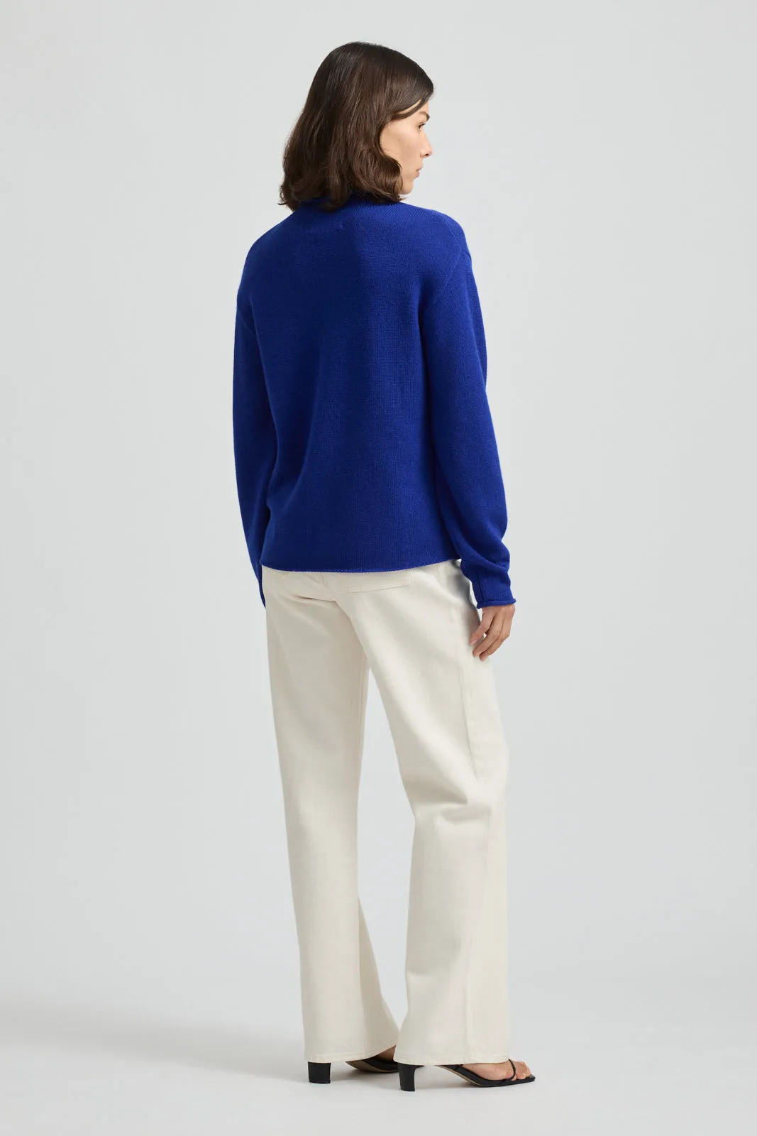 RELAXED FIT MOCK NECK