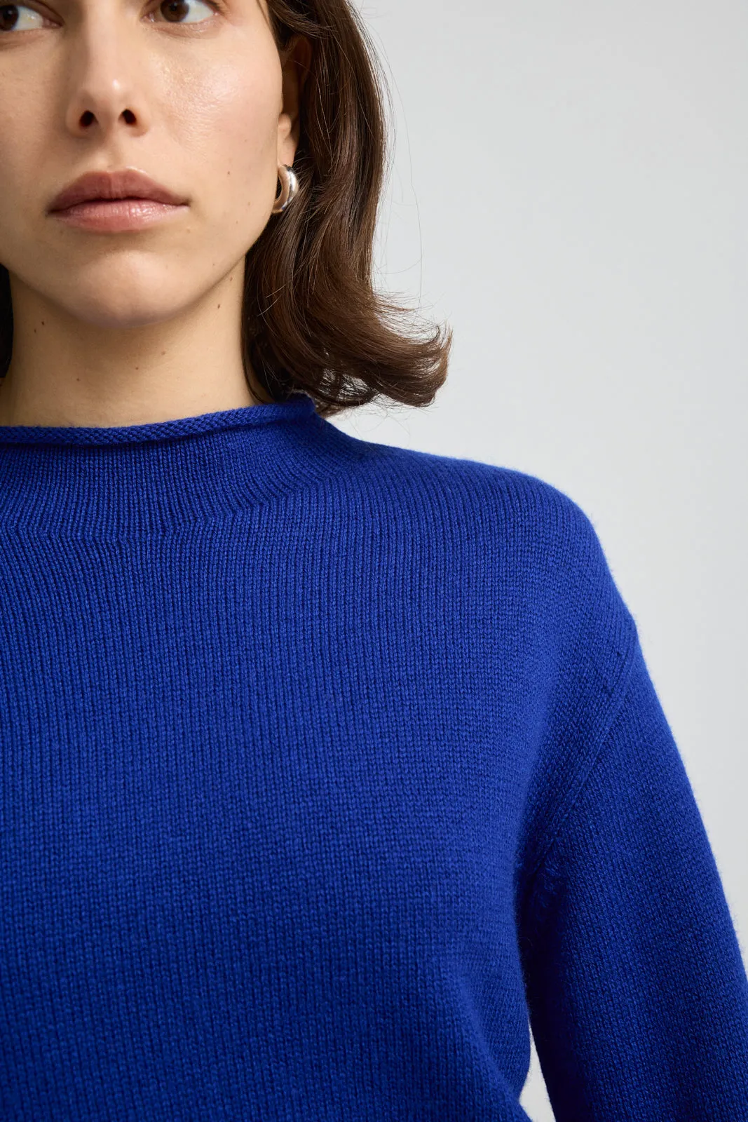 RELAXED FIT MOCK NECK